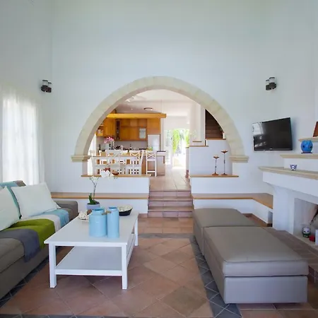 Ayios Elias Pearl Villa *