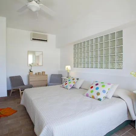 Ayios Elias Pearl Villa *