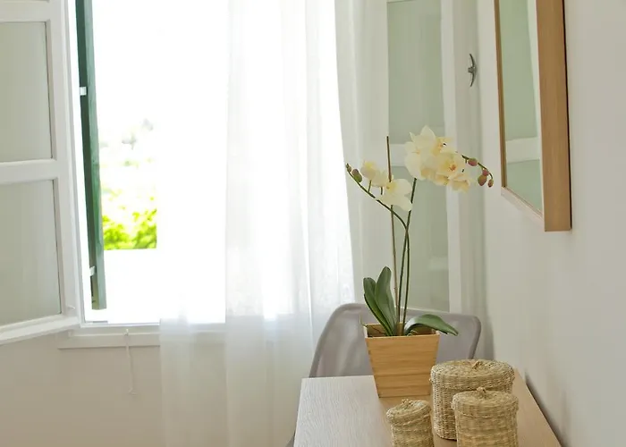 Ayios Elias Pearl Vila *