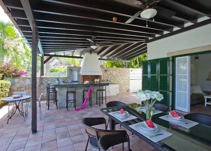 Ayios Elias Pearl Vila *