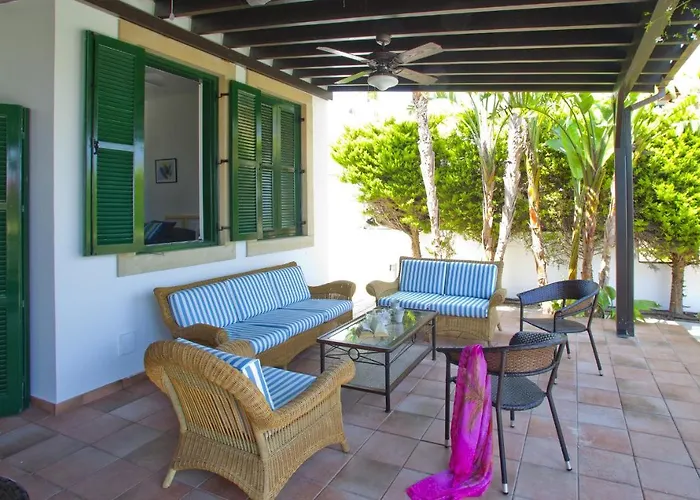 Ayios Elias Pearl Vila *