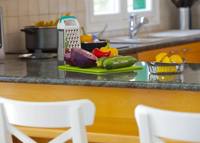 Vilă Ayios Elias Pearl