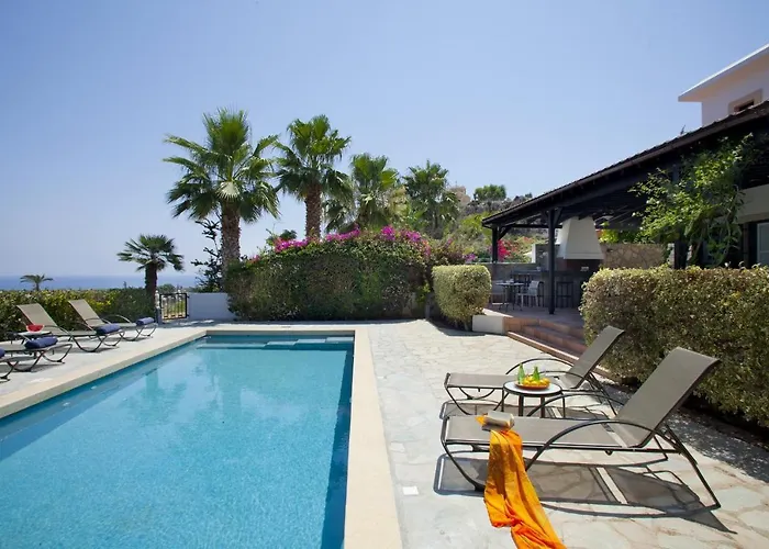 Ayios Elias Pearl Vila *